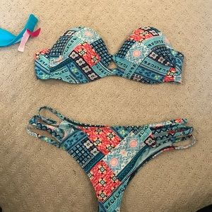Floral blue bikini set